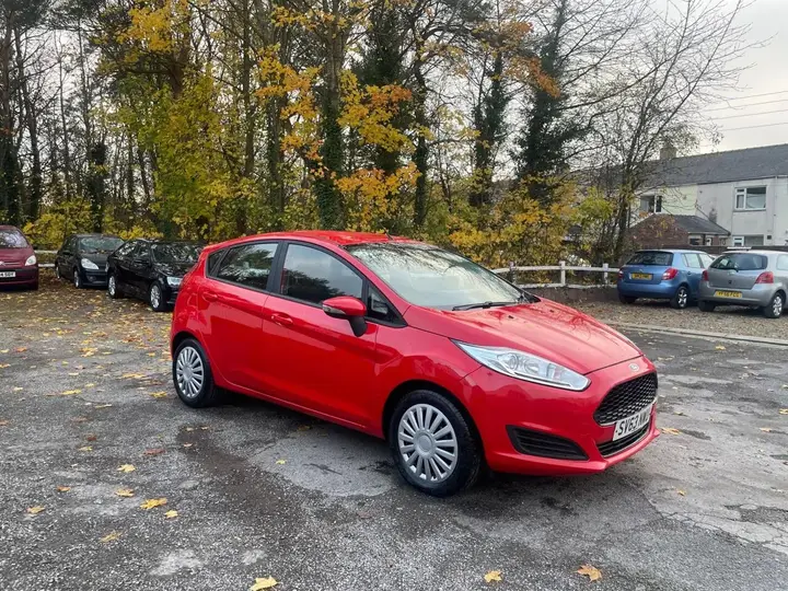 Ford Fiesta 2013 photo 5