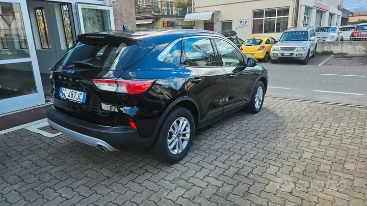 Ford Kuga 2022 photo 4