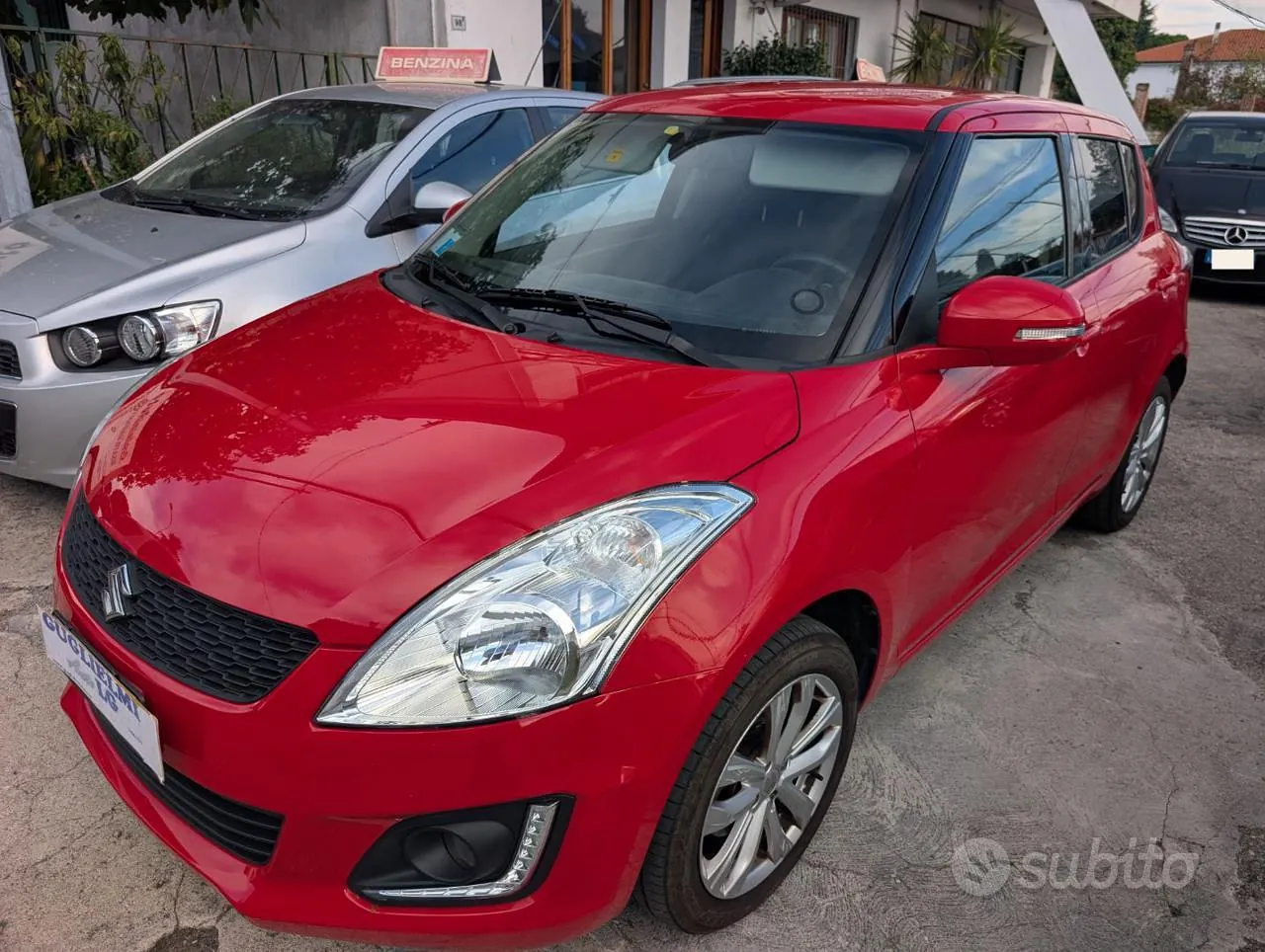 Suzuki Swift 2013 photo 4