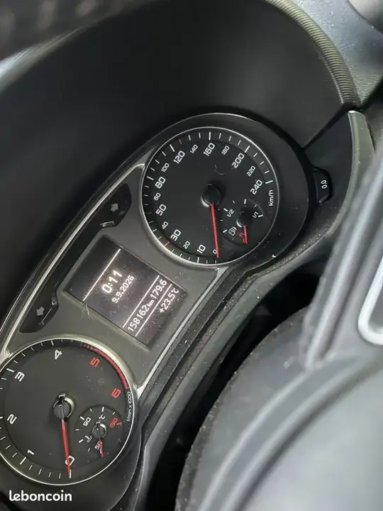 Audi A1 2010 photo 4