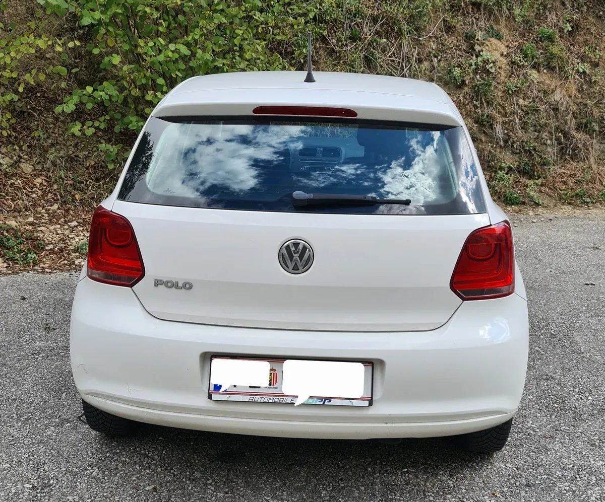 Volkswagen Polo 2013 photo 2