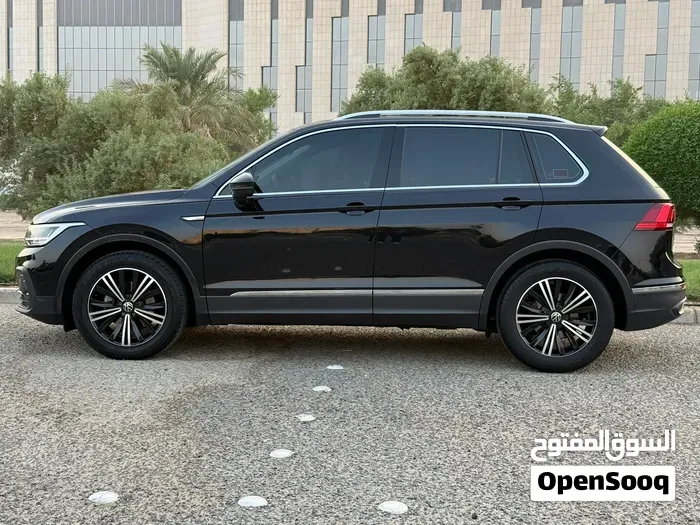 Volkswagen Tiguan 2023 photo 2