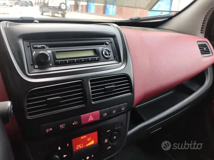 Fiat Doblo 2012 photo 5