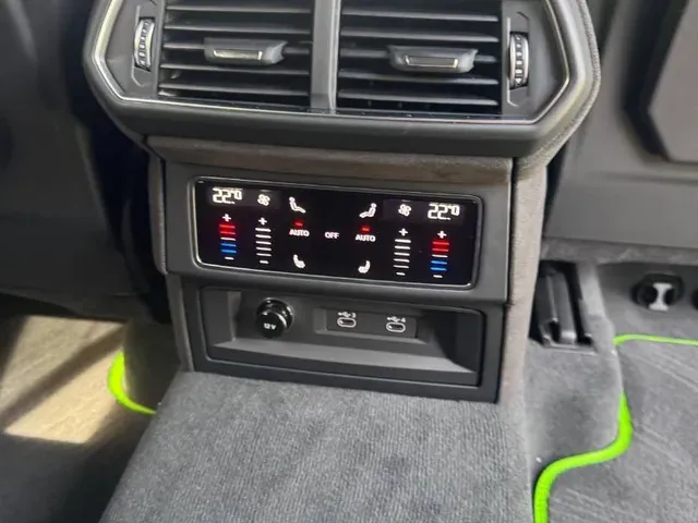 Lamborghini Urus 2026 photo 4