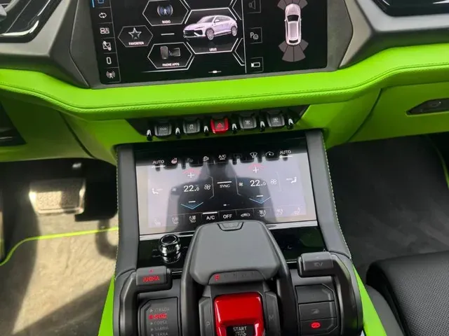 Lamborghini Urus 2026 photo 3