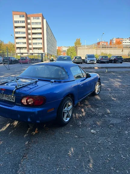 Mazda Mx-5 2002 photo 2