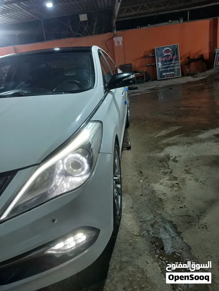 Hyundai Azera 2012 photo 4