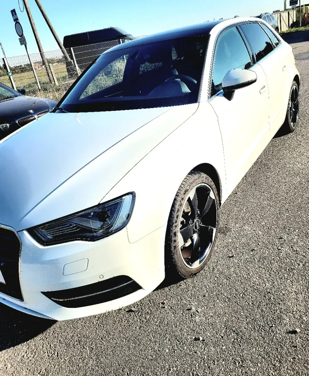 Audi A3 2014 photo 3