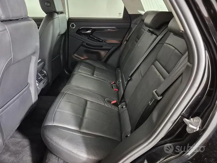 Land Rover Evoque 2021 photo 5