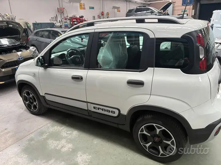 Fiat Panda Cross 2022 photo 4