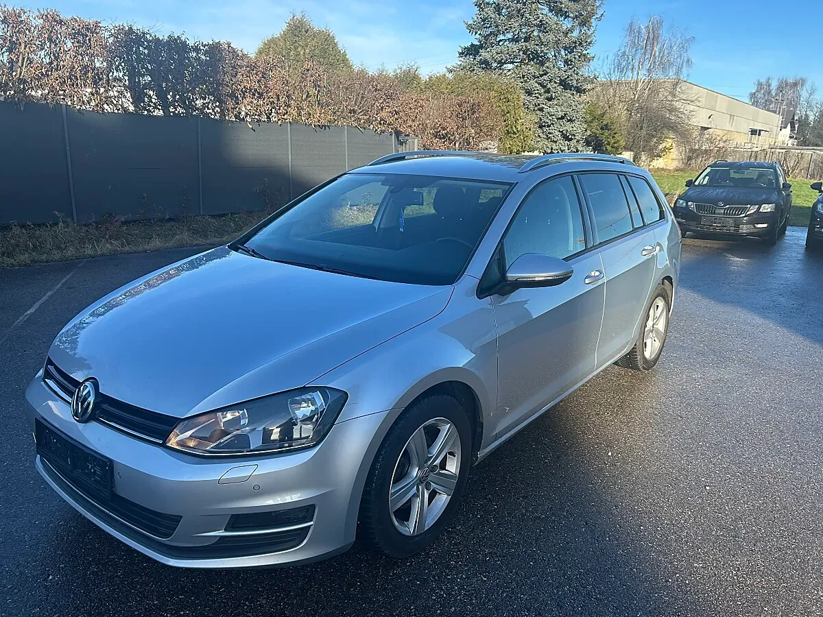 Volkswagen Golf 2013 photo 2