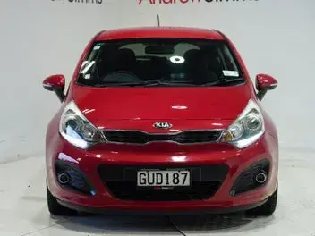 Kia Rio 2013 photo 5