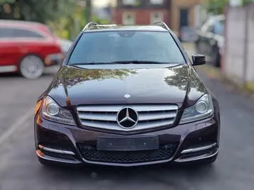 Mercedes-Benz C-Class 2011 photo 2
