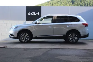 Mitsubishi Outlander 2020 photo 4