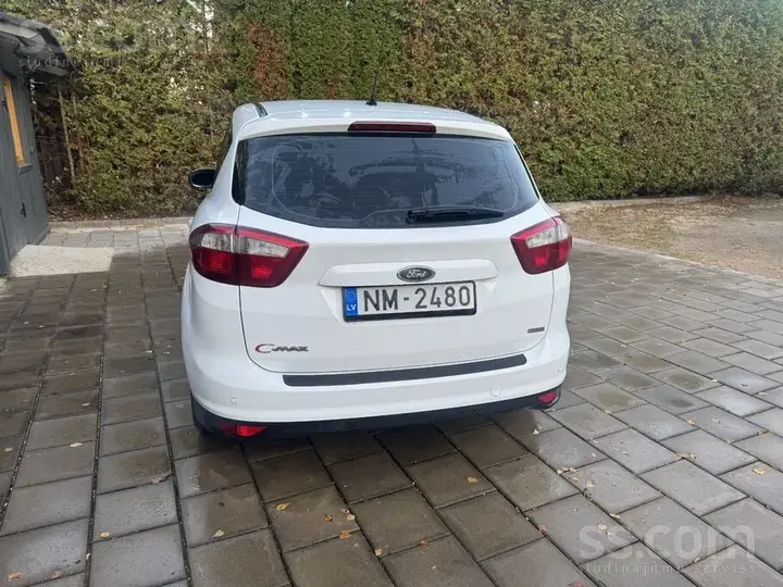 Ford C-Max 2013 photo 4