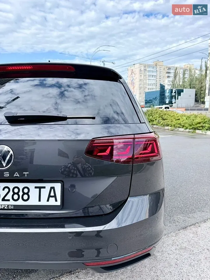 Volkswagen Passat 2020 photo 5