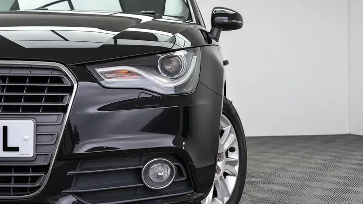 Audi A1 2012 photo 2