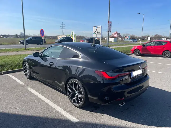 BMW 4 Series 2022 photo 2