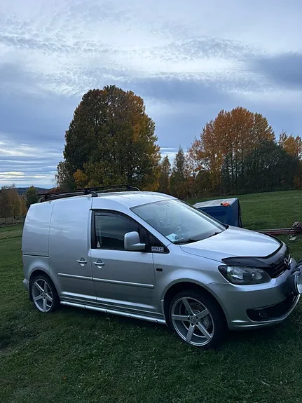 Volkswagen Caddy 2011 photo 2