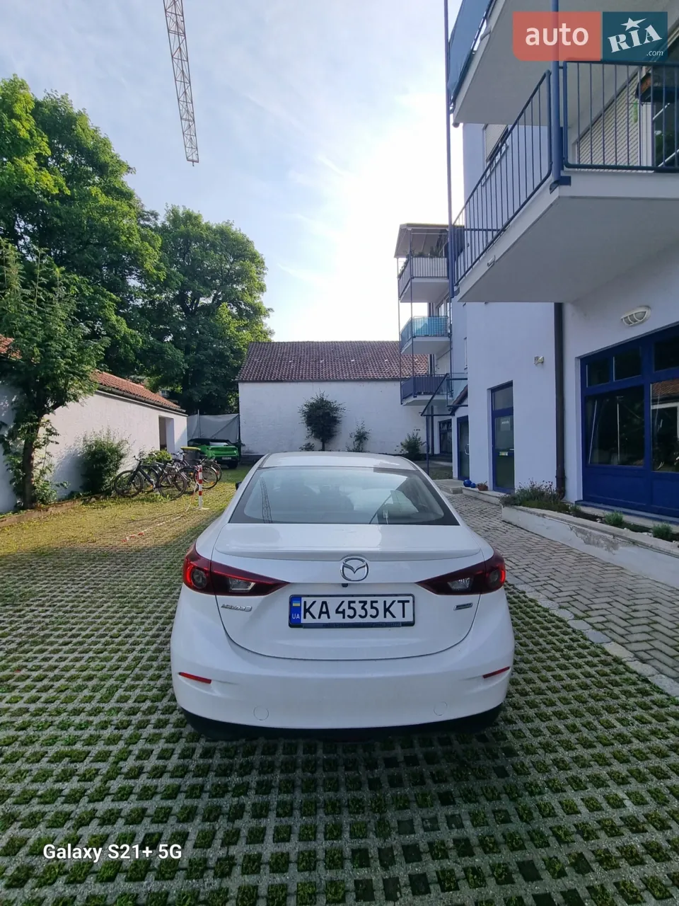 Mazda 3 2016 photo 2