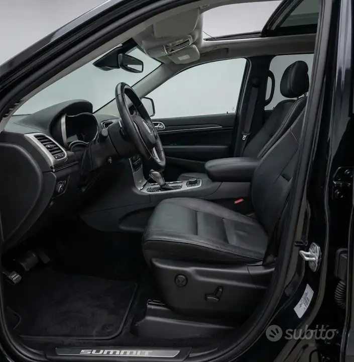 Jeep Grand Cherokee 2021 photo 4