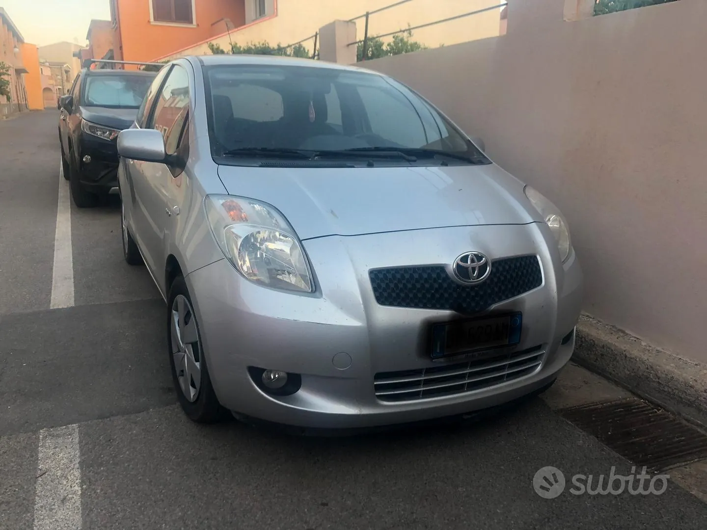 Toyota Yaris 2008 photo 2