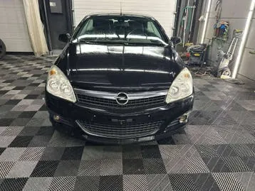 Opel Astra 2007 photo 2