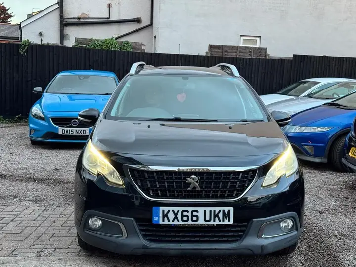 Peugeot 2008 2016 photo 3