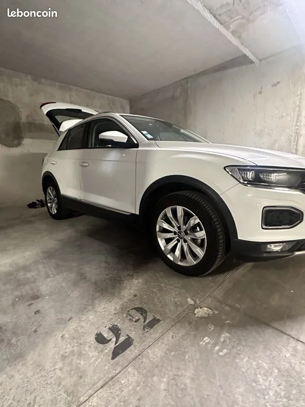 Volkswagen T-Roc 2021 photo 3