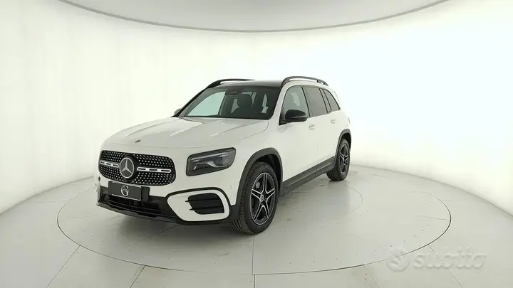 Mercedes-Benz Glb