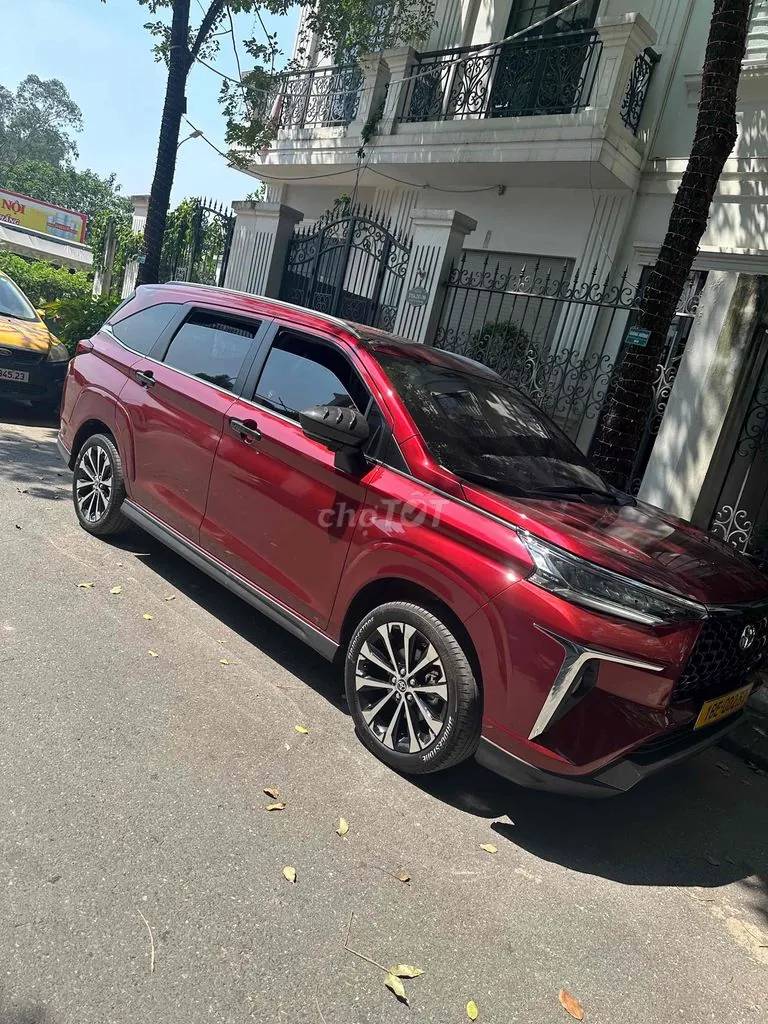 Toyota Veloz Cross