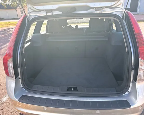 Volvo V50 2011 photo 5