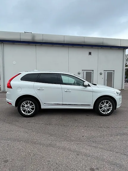 Volvo Xc60 2016 photo 3