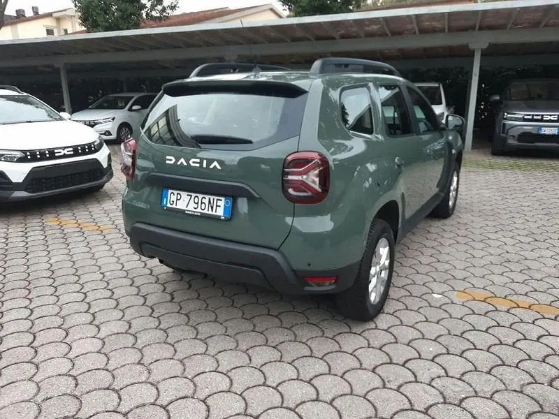 Dacia Duster 2023 photo 3