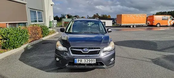 Subaru Xv 2015 photo 2