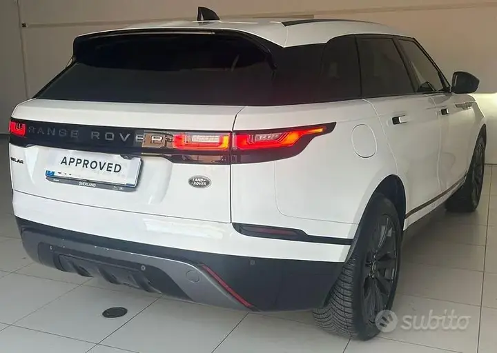 Land Rover Velar 2022 photo 2