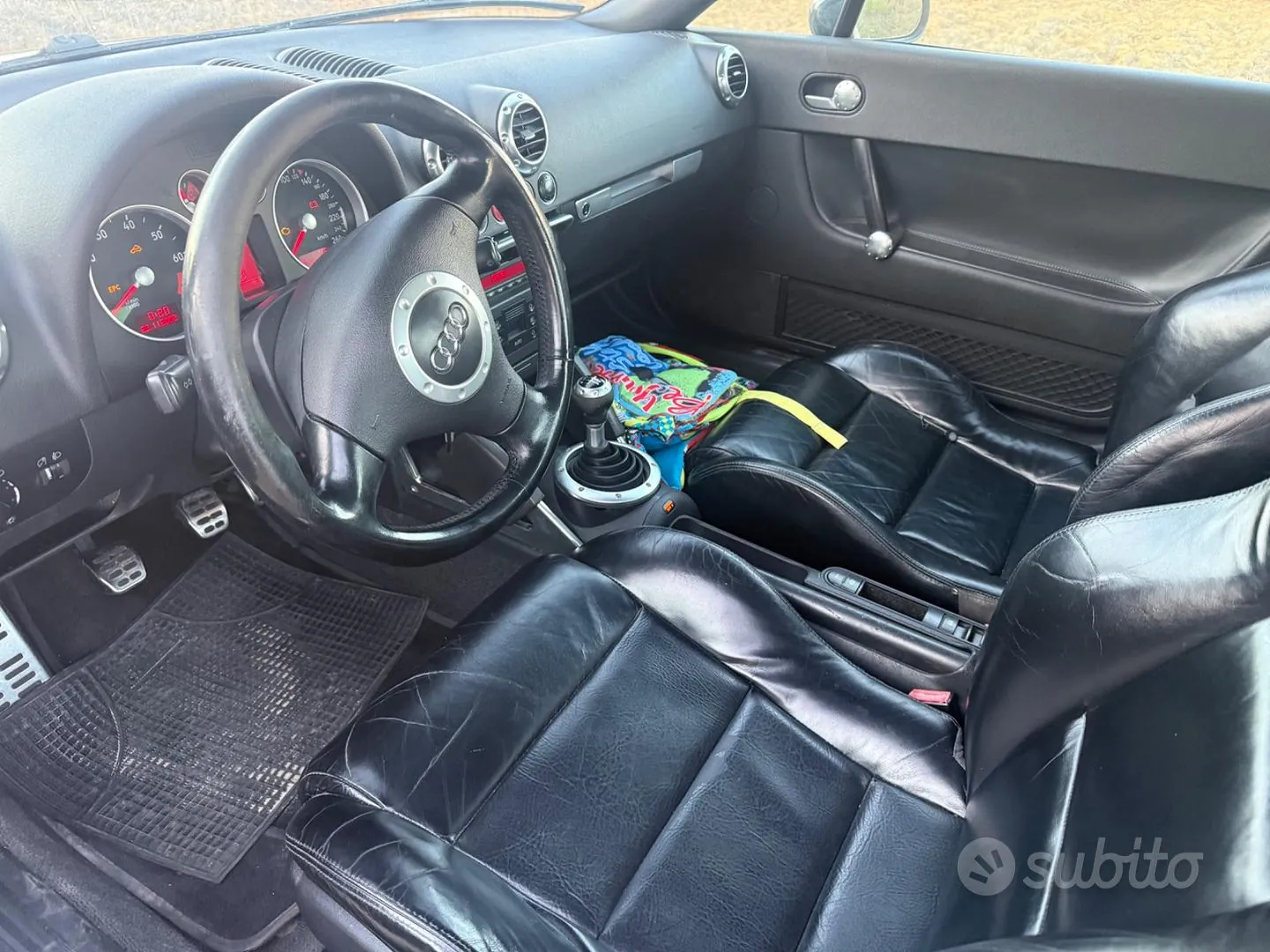 Audi Tt 2004 photo 4