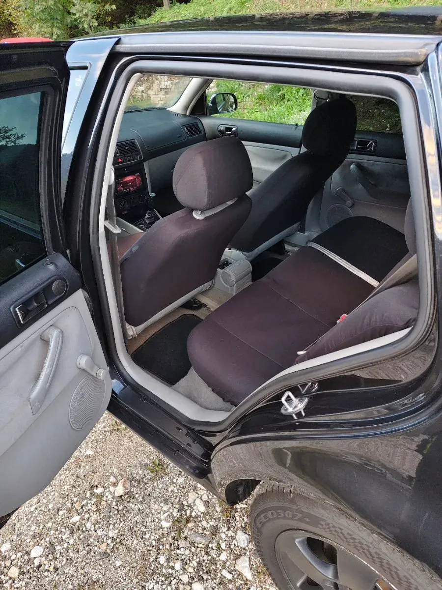 Volkswagen Golf 2026 photo 2