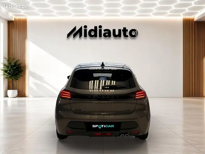 Peugeot 208 2025 photo 4