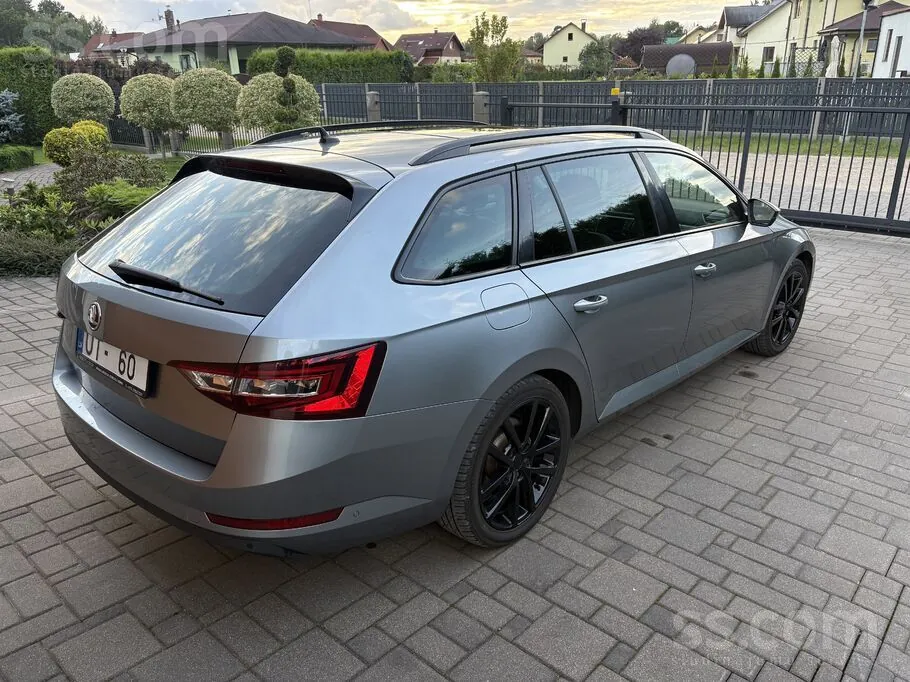 Skoda Superb 2016 photo 5