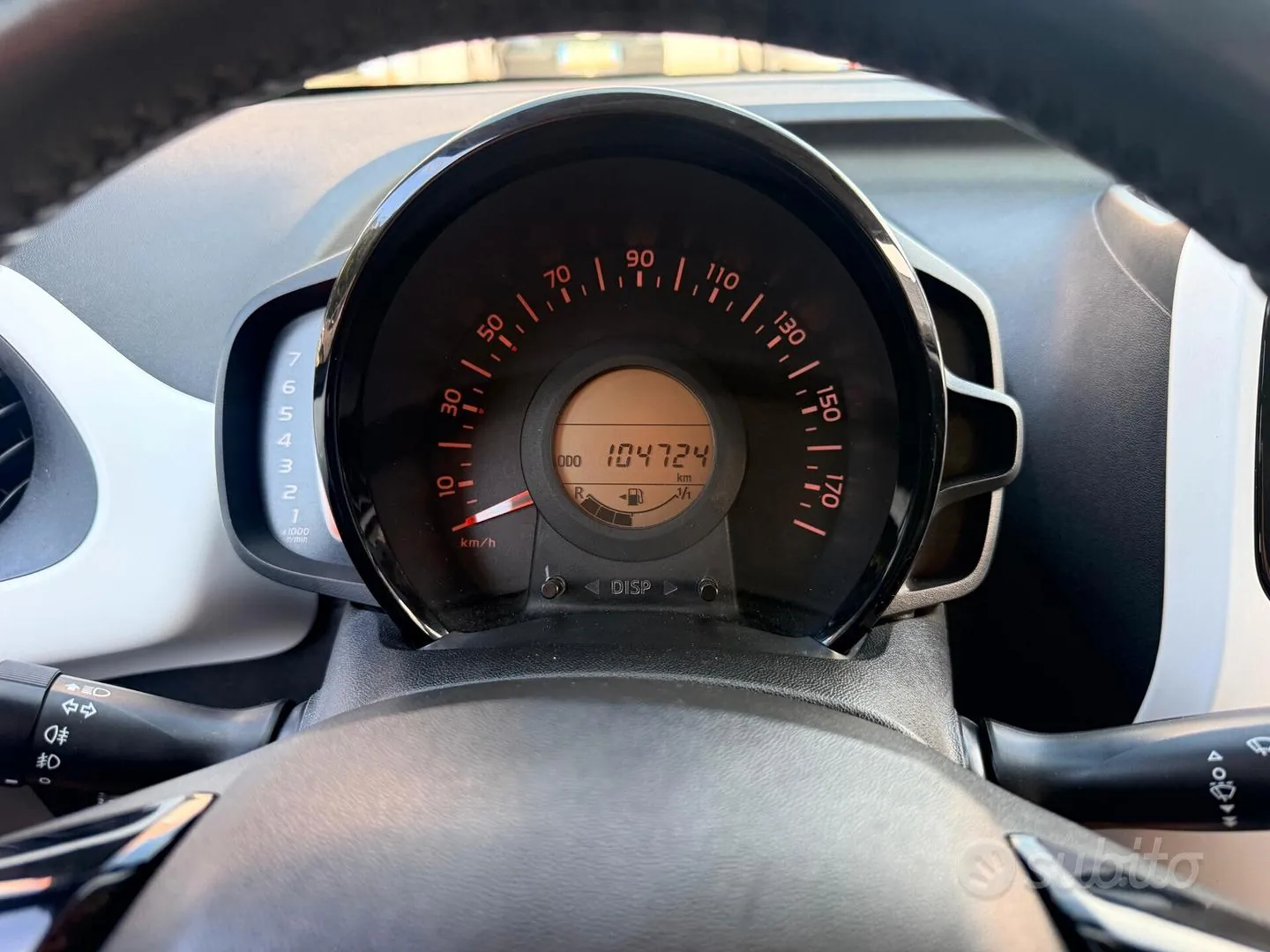 Peugeot 108 2015 photo 5
