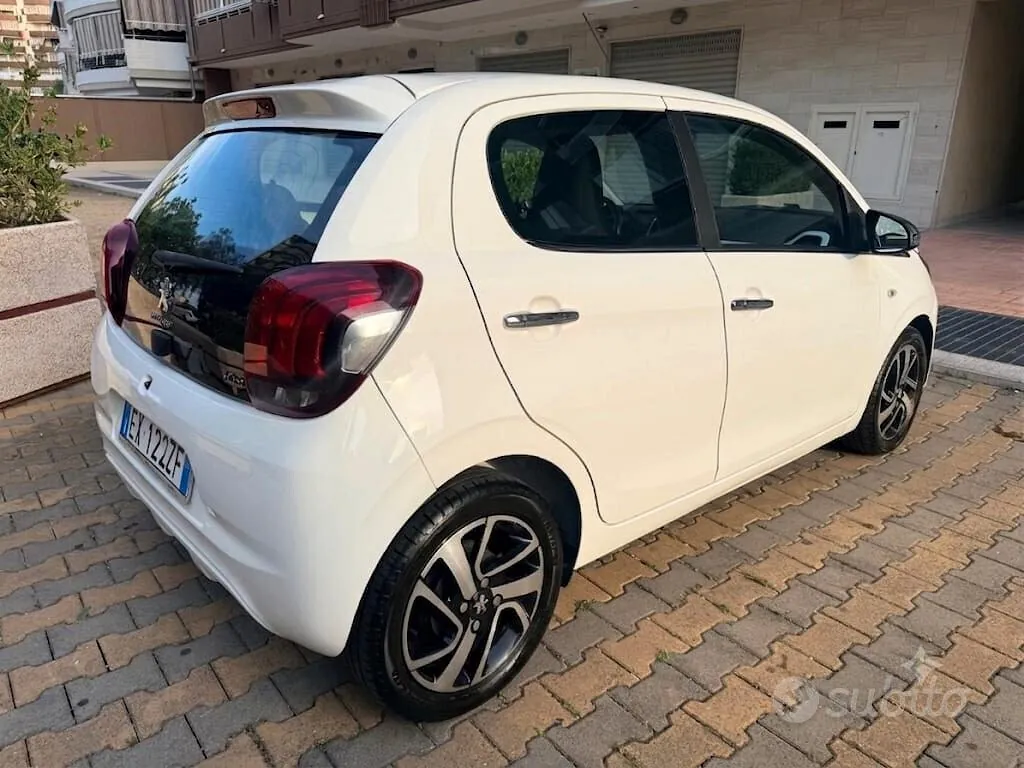 Peugeot 108 2015 photo 3