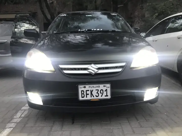 Suzuki Liana