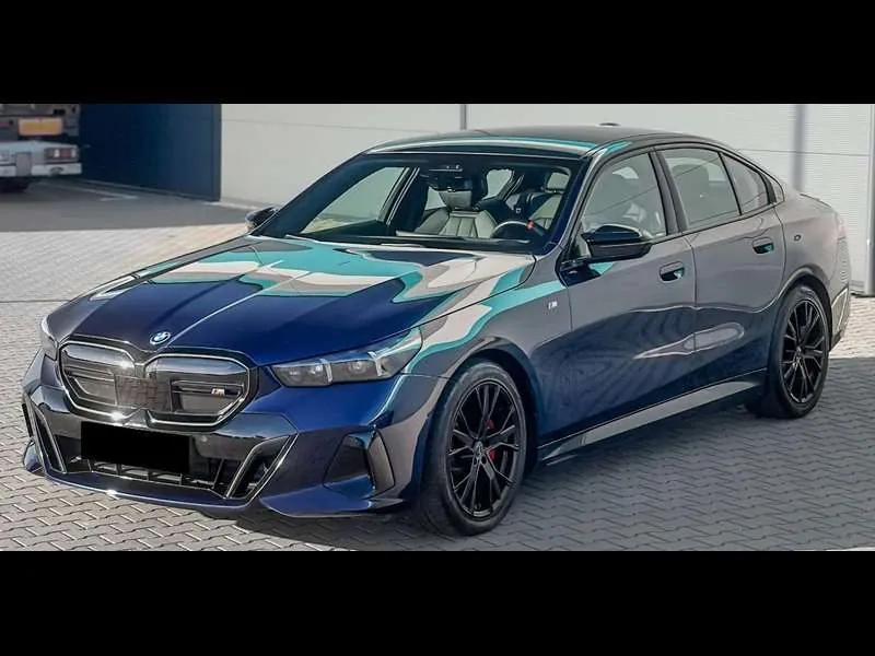 BMW I5