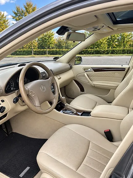Mercedes-Benz C200 2004 photo 3