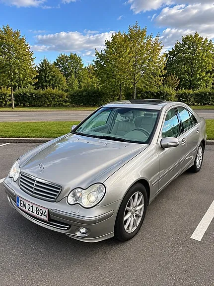 Mercedes-Benz C200