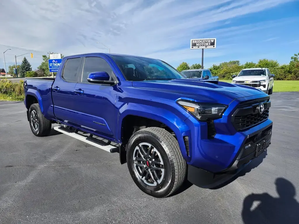 Toyota Tacoma 2024 photo 3