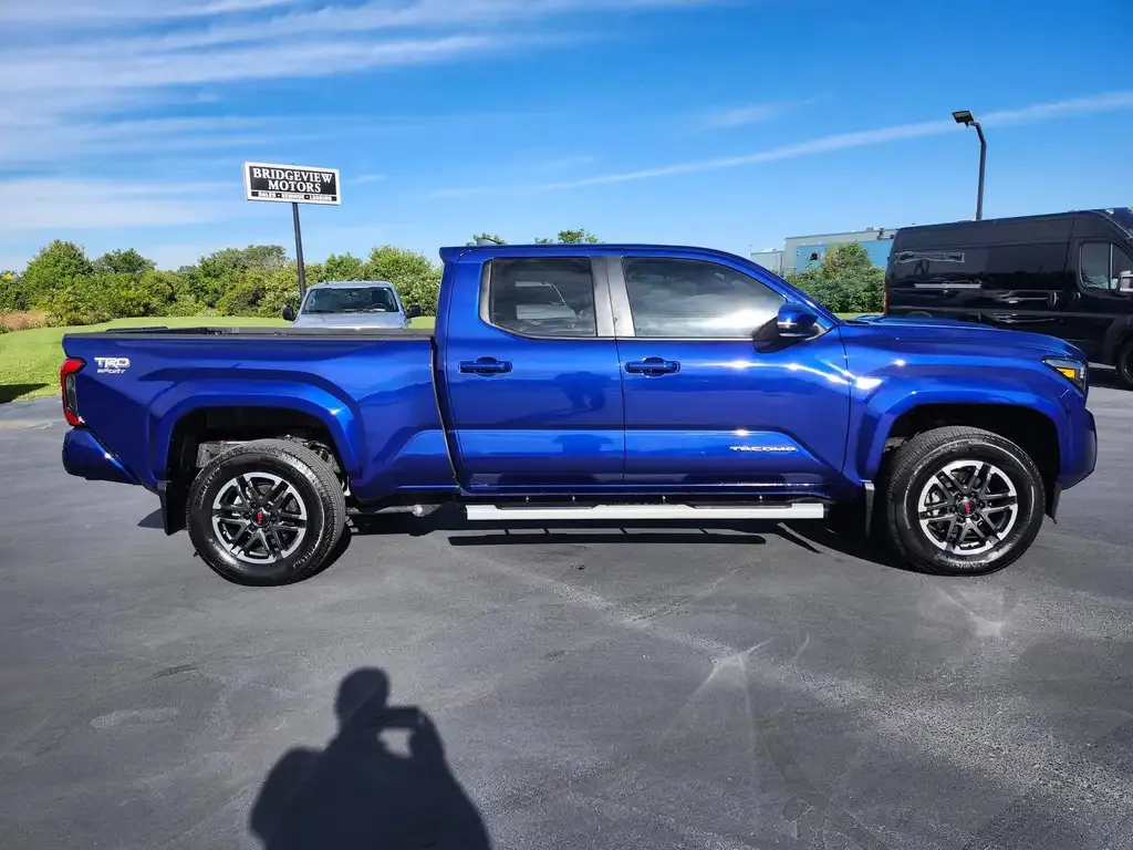 Toyota Tacoma 2024 photo 4