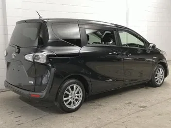 Toyota Sienta 2016 photo 3