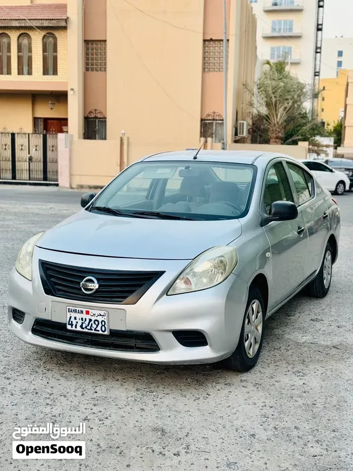 Nissan Sunny 2014 photo 3
